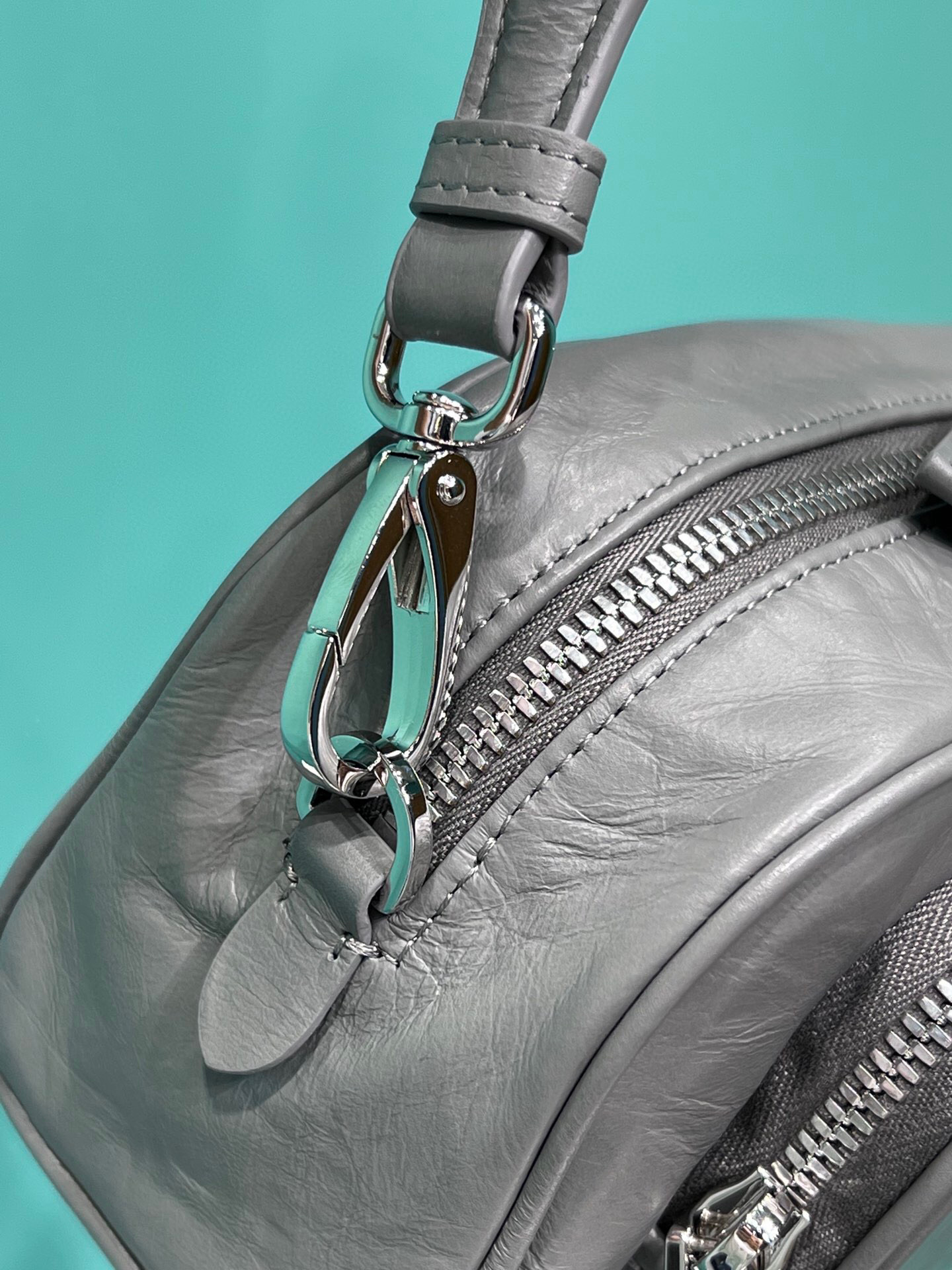 Nappa Antique Multi-Pocket Shoulder Bag In Grey/Black/Pink For Women 8.6 in/ 22cm 1BH198_UVL_F0480_V_4OO - Image 9