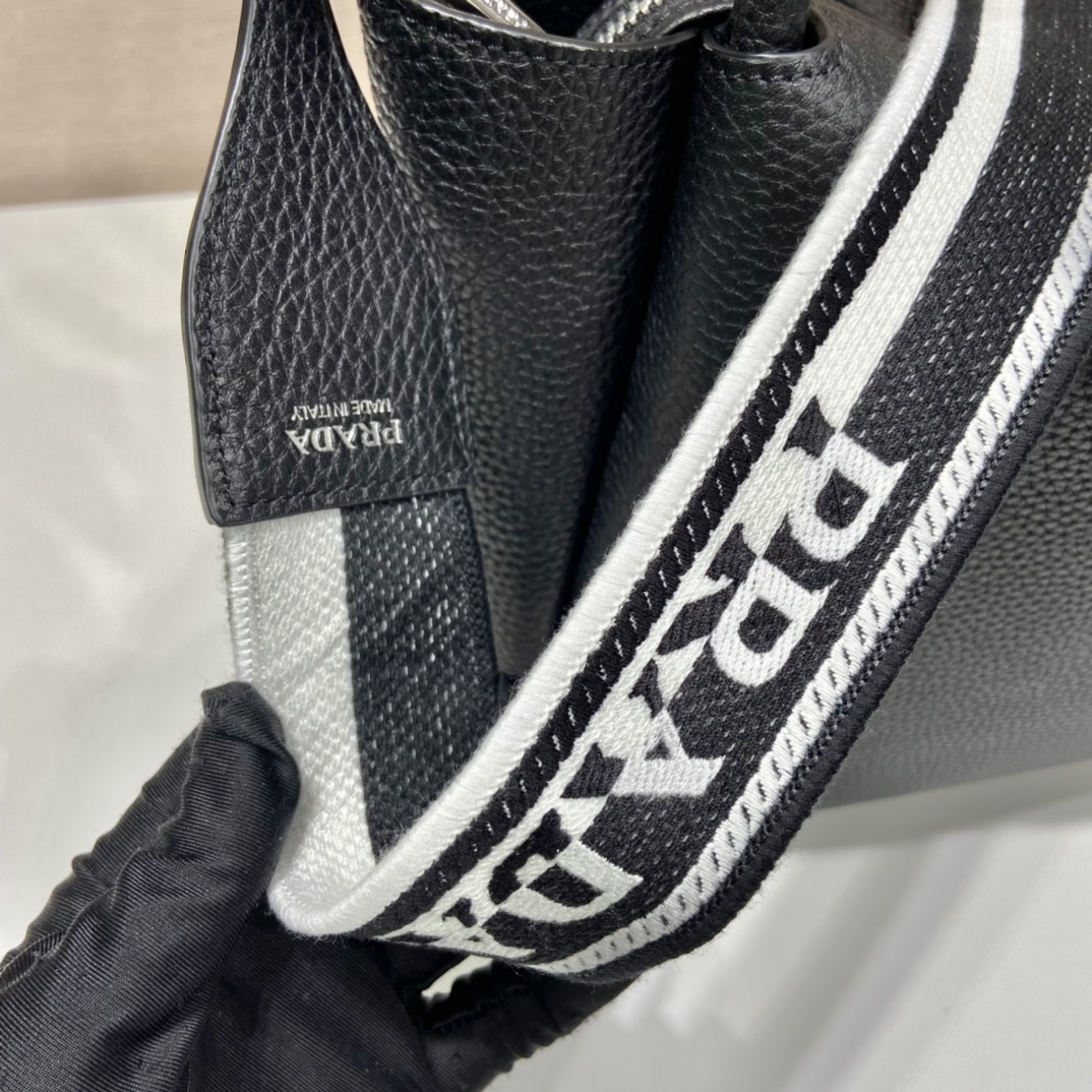 Prada Large Handbag Black For Women, Women's Bags 9in/23cm - Image 3