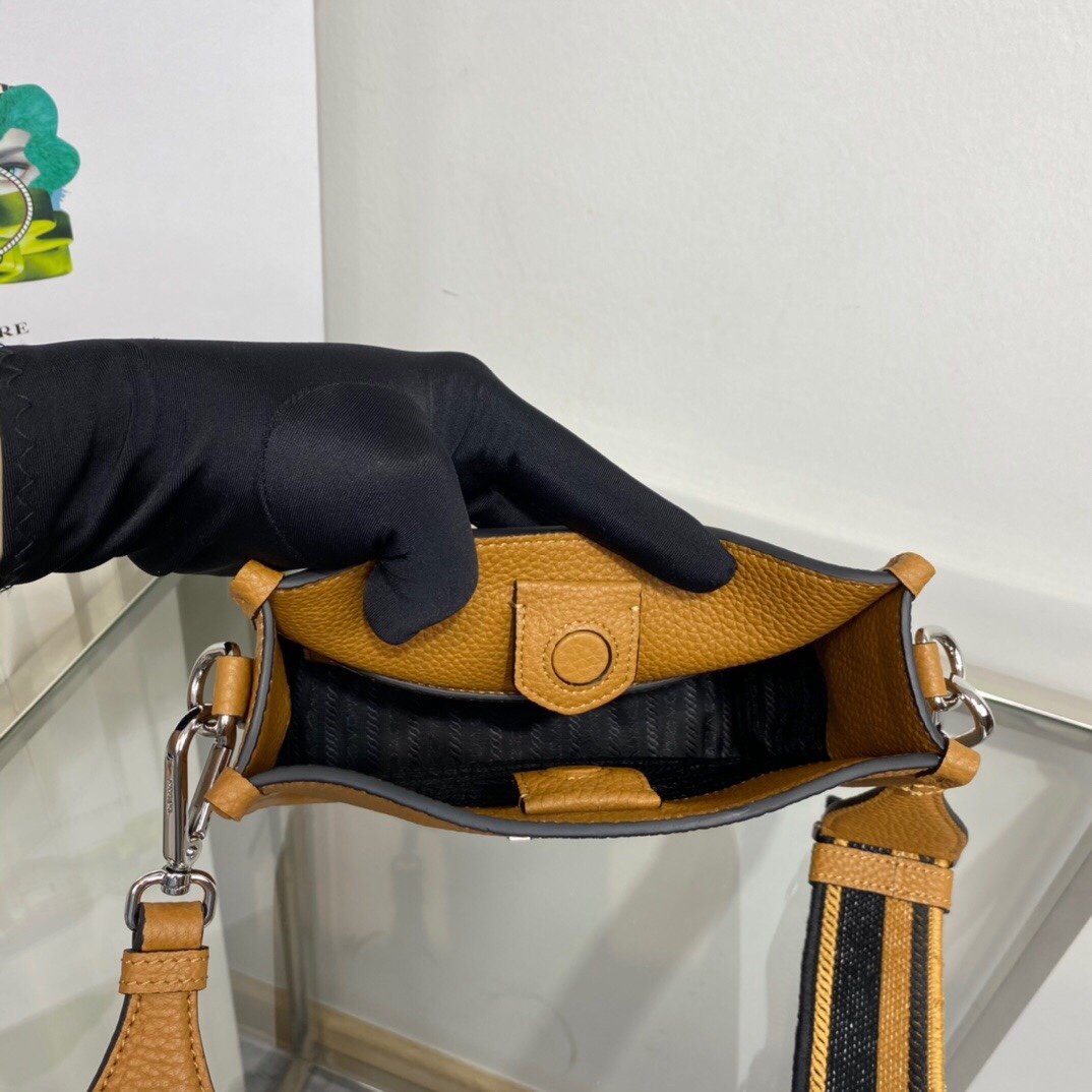 Prada Mini Shoulder Bag Brown For Women, Women's Bags 7.9in/20cm 1BH191_2DKV_F02Z8_V_3OO - Image 4