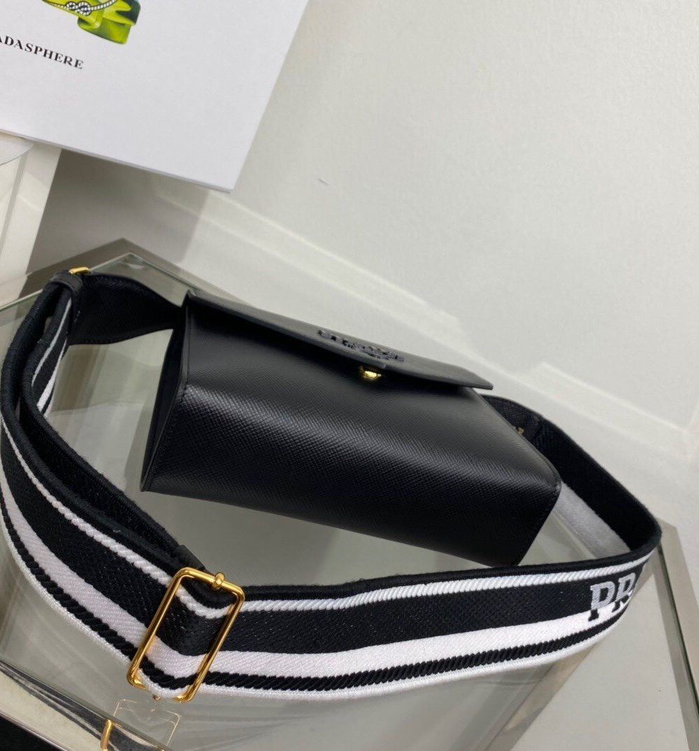 Prada Monochrome Saffiano Bag Black For Women, Women's Bags 8.2in/21cm 1BD317_2ERX_F0002_V_3O3