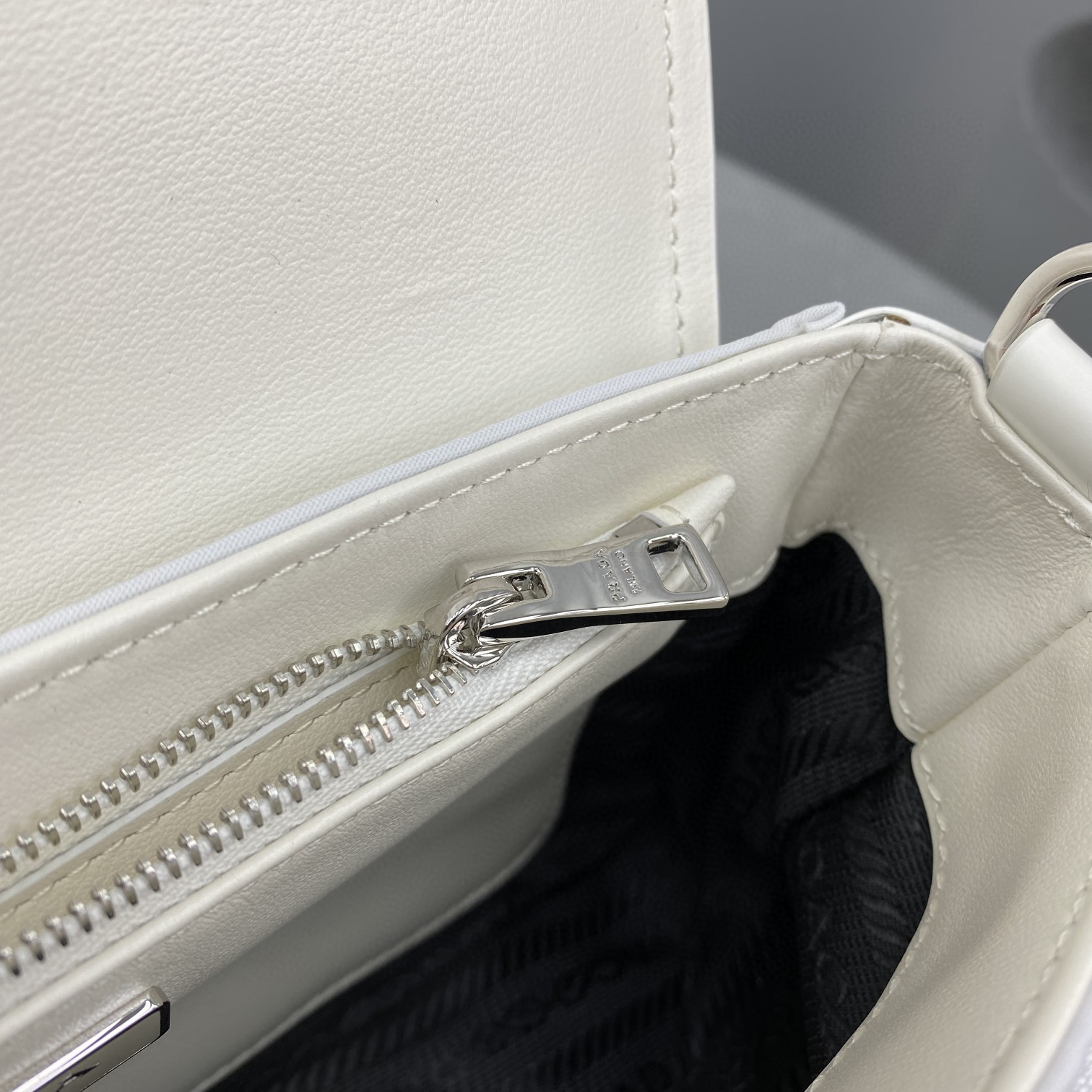 Prada Pocket Nylon And Brushed Bag White For Women, Women's Bags 9in/23cm 1BD295_789_F0009_V_BFO - Image 9