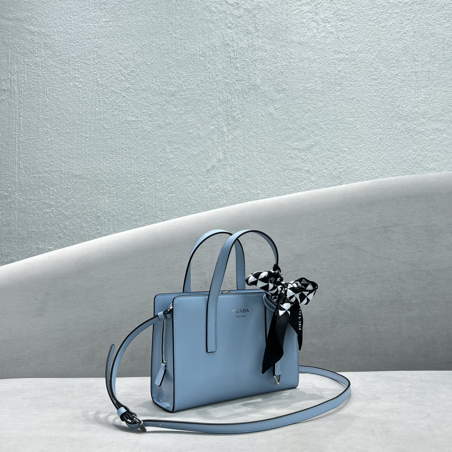 Prada Re-Edition 1995 Brushed Mini Handbag Blue For Women, Women's Bags 8.6in/22cm - Image 3