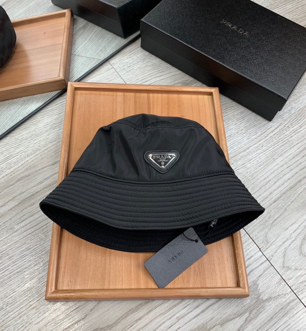 Prada Re-Nylon Bucket Hat Black Prada Hat 1HC137_2DMI_F0002