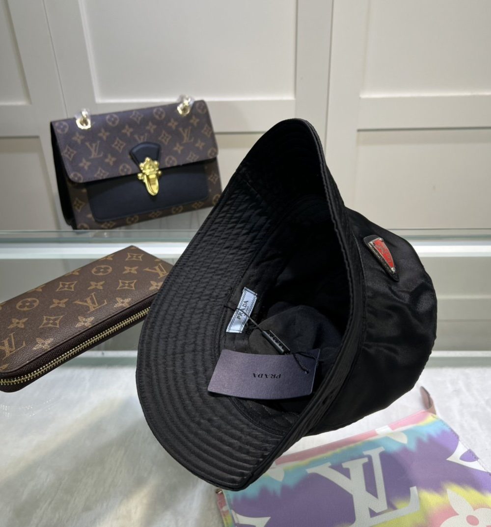 Prada Re-Nylon Bucket Hat Black Prada Hat