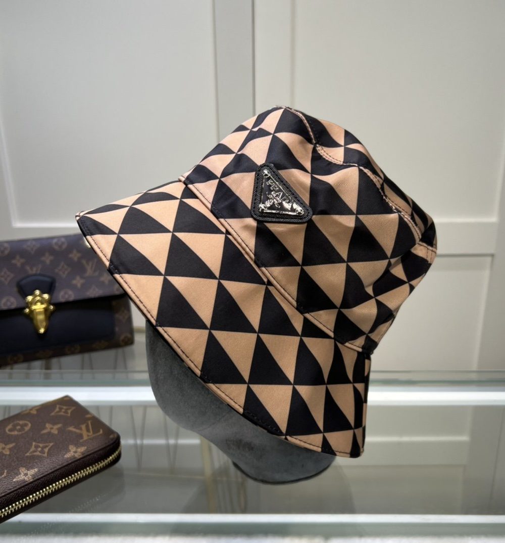 Prada Re-Nylon Bucket Hat Black/Beige Prada Hat
