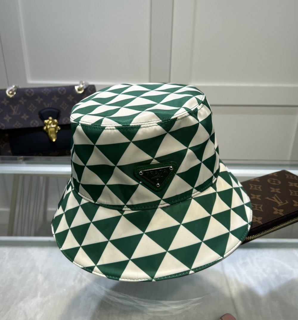 Prada Re-Nylon Bucket Hat Black/White Prada Hat