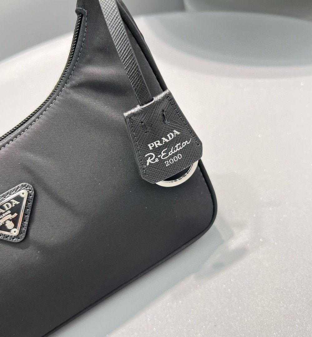 Prada Re-Nylon Re-Edition 2000 Mini-Bag Black For Women, Women's Bags 8.6in/22cm 1NE515_RDH0_F0002