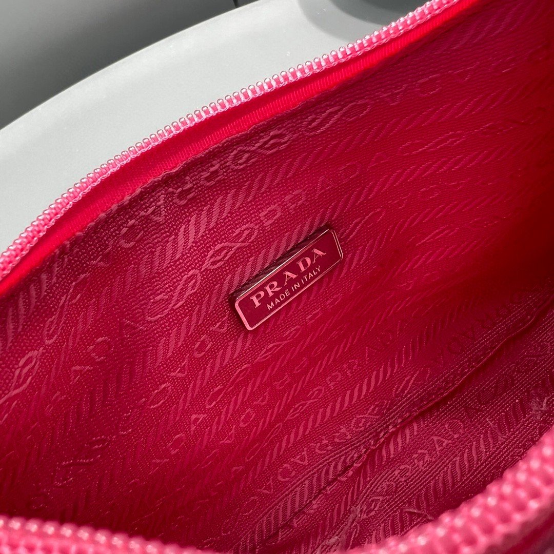 Prada Re-Nylon Re-Edition 2000 Mini-Bag Dark Pink For Women, Women's Bags 8.6in/22cm - Image 9