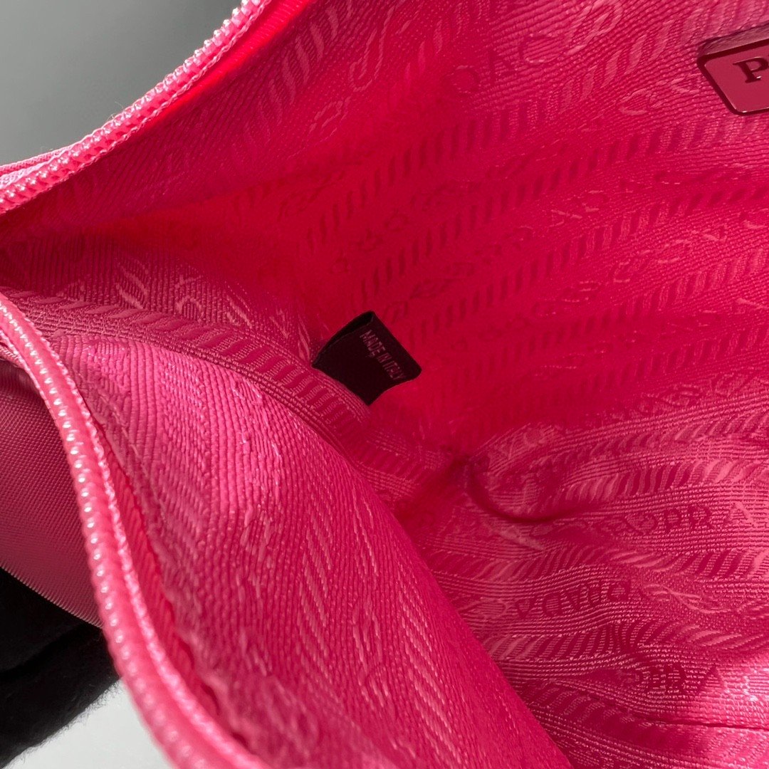 Prada Re-Nylon Re-Edition 2000 Mini-Bag Dark Pink For Women, Women's Bags 8.6in/22cm - Image 8