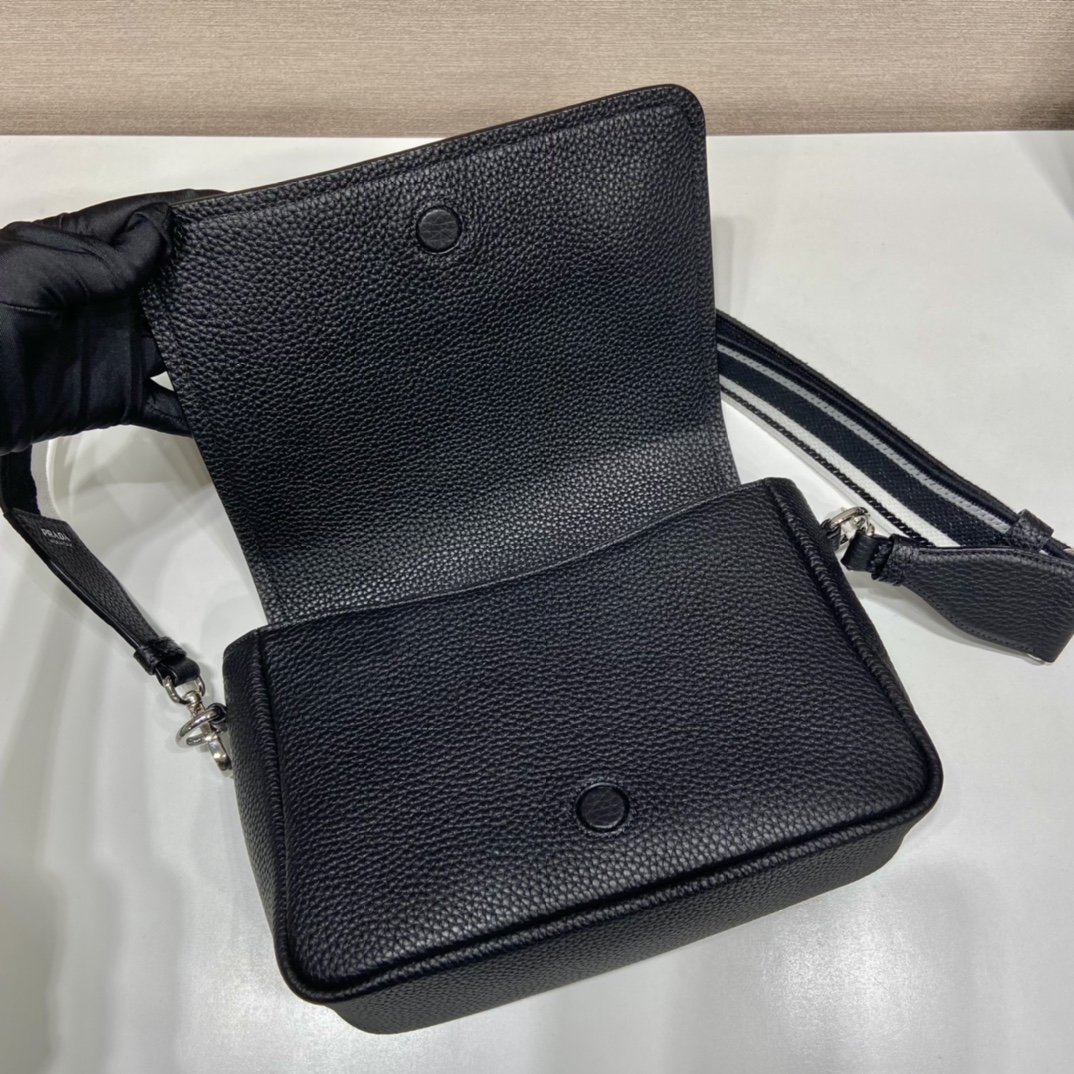 Prada Shoulder Bag Black For Women, Women's Bags 9in/23cm 1BD314_2DKV_F0002_V_3OO - Image 5