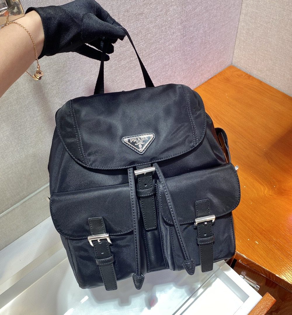 Prada Small Re-Nylon Backpack Black For Women, Women's Bags 11in/28cm 1BZ677_RV44_F0002_V_OOO