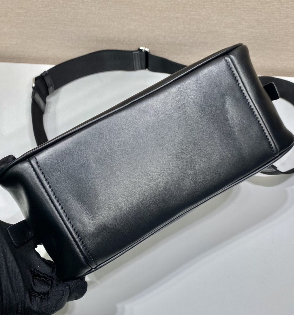 Prada Triangle Bag Black For Women, Women's Bags 9.8in/25cm 1BB082_2BYA_F0002_V_NEO