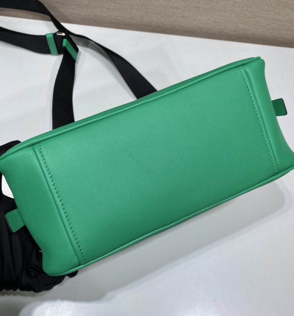Prada Triangle Bag Green For Women, Women's Bags 9.8in/25cm 1BB082_2BYA_F0458_V_NEO