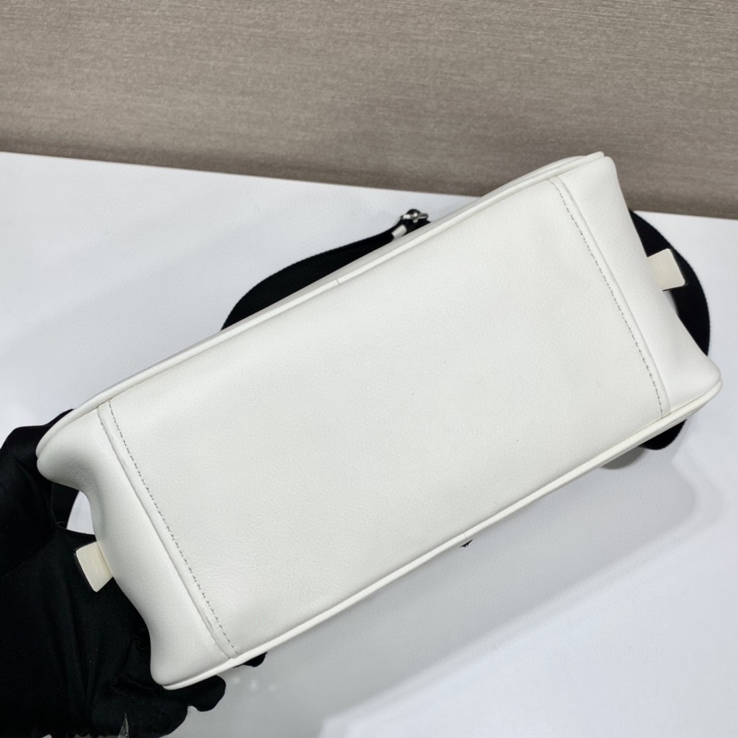 Prada Triangle Bag White For Women, Women's Bags 9.8in/25cm 1BB082_2BYA_F0009_V_NEO - Image 7