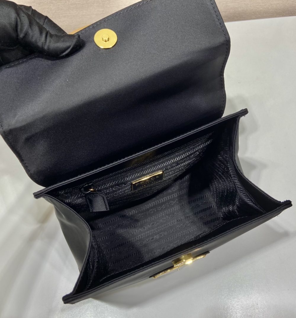 Prada Vintag Handle Bag Black For Women, Women's Bags 8.2in/21cm