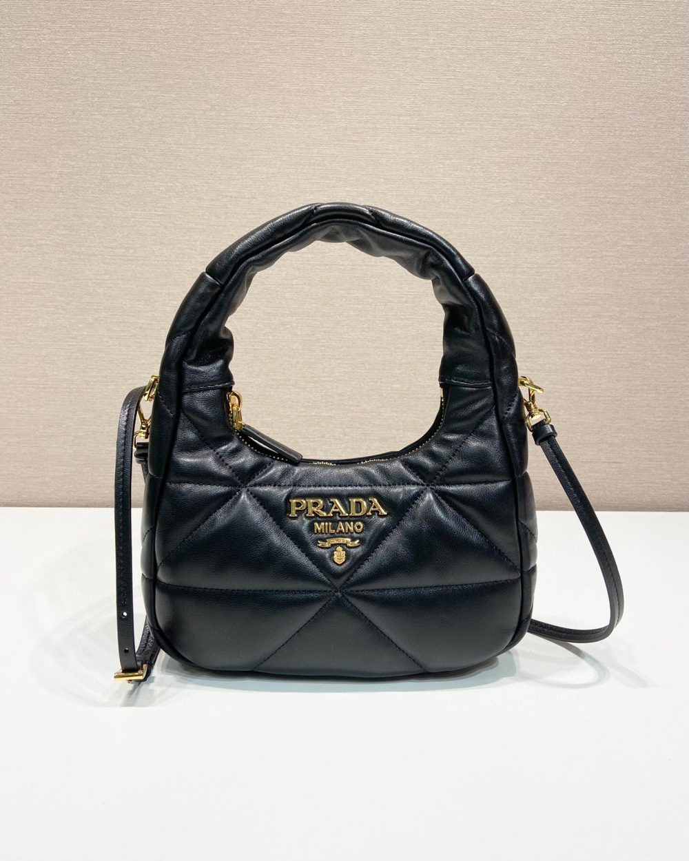 Quilted Nappa Shoulder Bag In Black For Women 8.3in/ 21cm