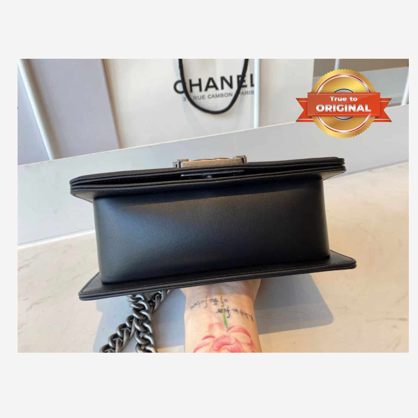 1:1 Replica Chanel Mini Classic Flapbag Black For Women 20cm/7.9 in - Image 5