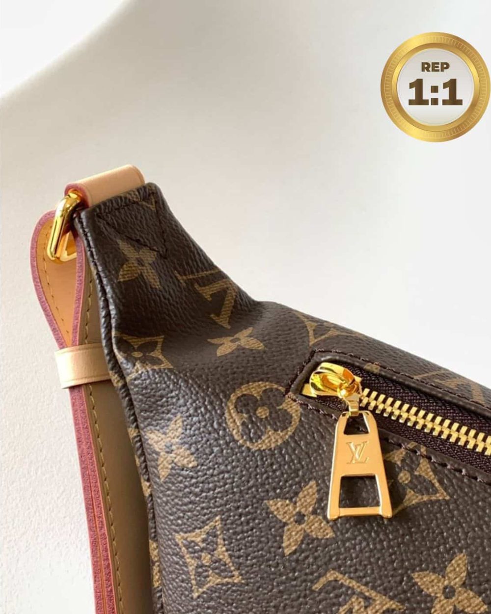 1:1 Replica Louis Vuitton Bumbag Monogram Canvas Brown For Women 14.5in/37cm M43644