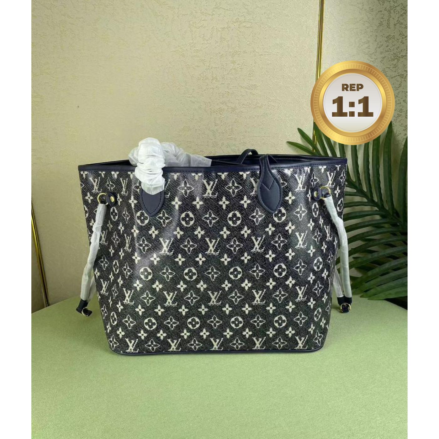 1:1 Replica Louis Vuitton Neverfull MM Monogram Jacquard Denim Totes Bag Grey For Women 12.2in/31cm M21465 - Image 3