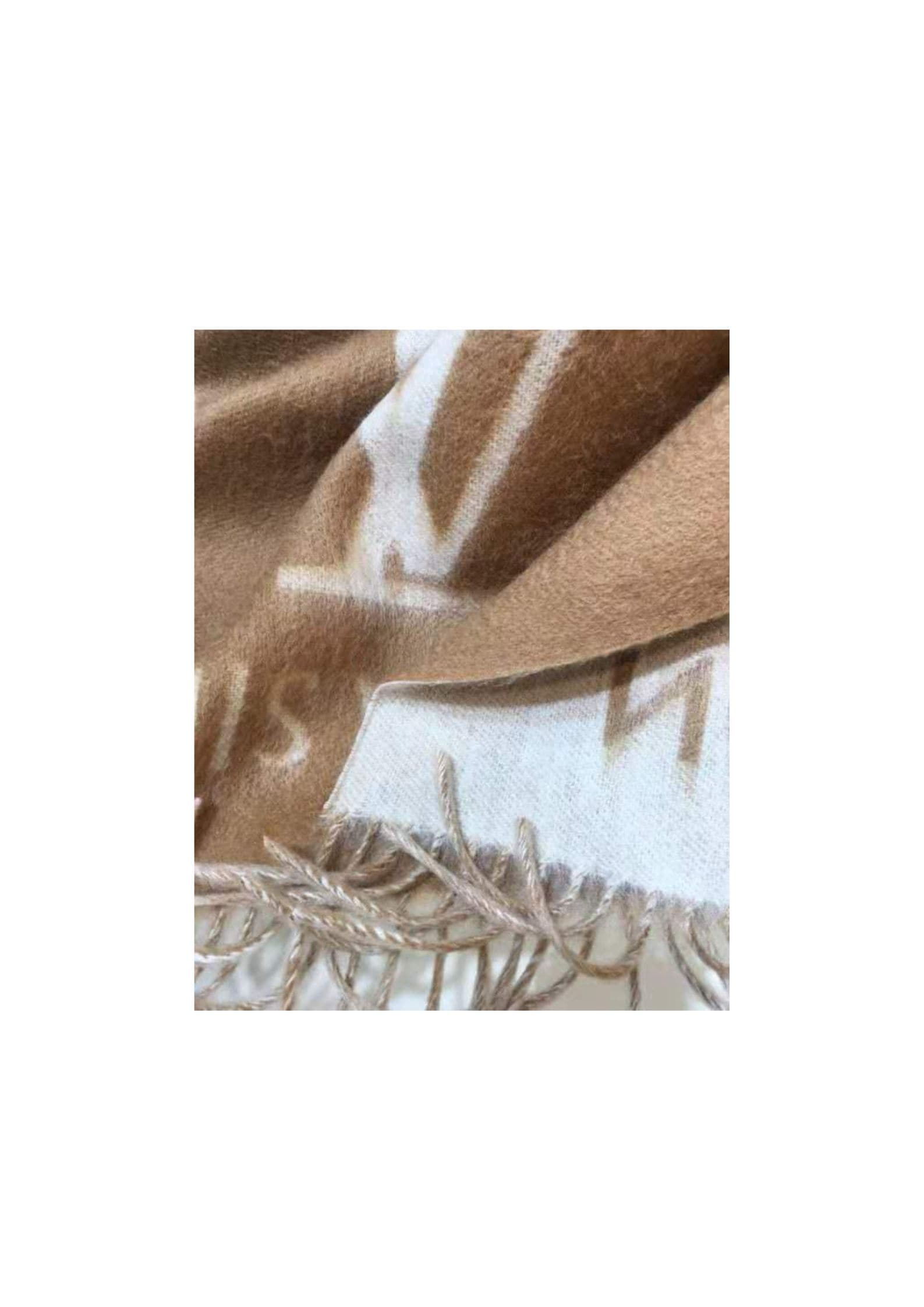 Reykjavik Scarf Brown For Women M76067 - Image 2