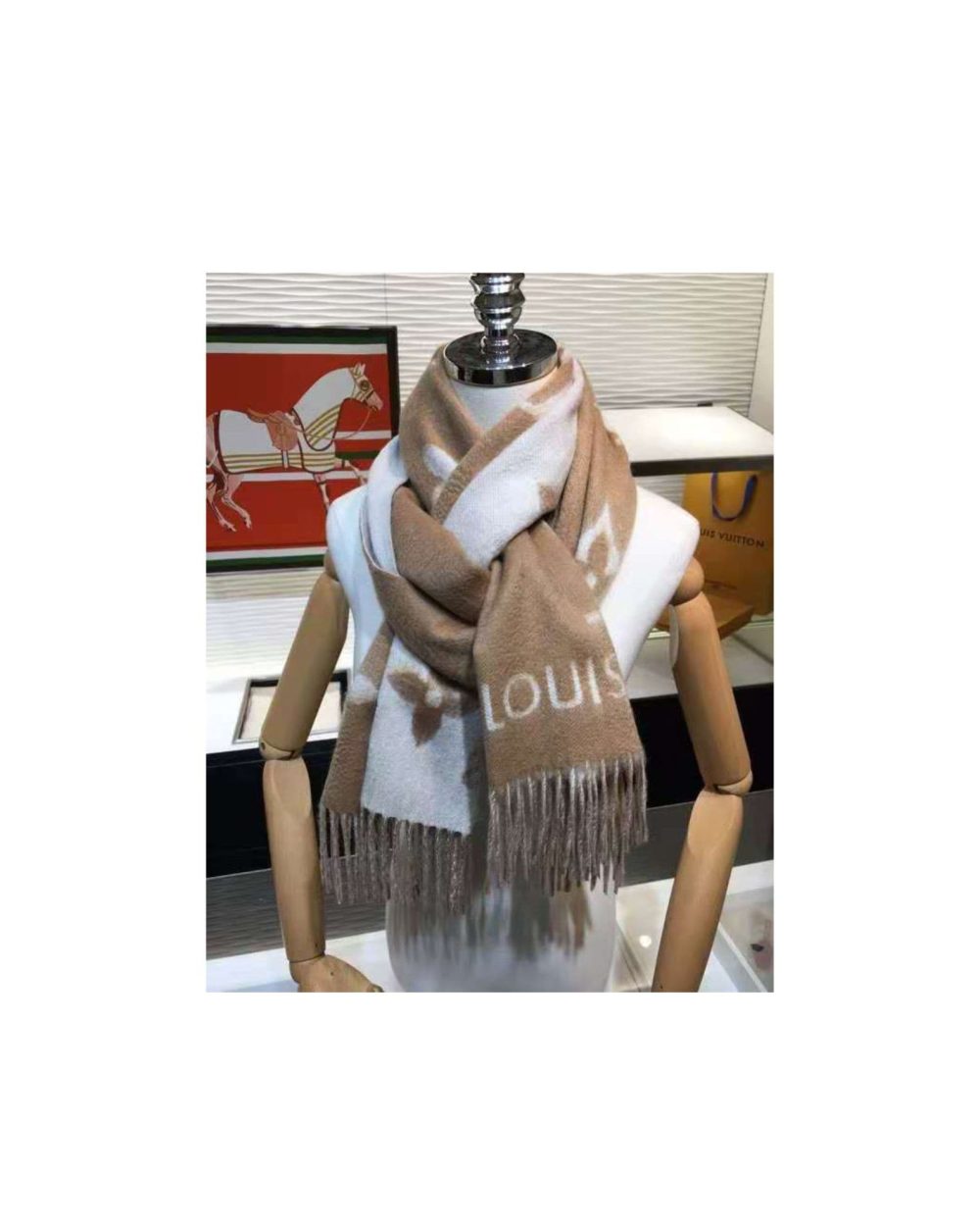 Reykjavik Scarf Brown For Women M76067 