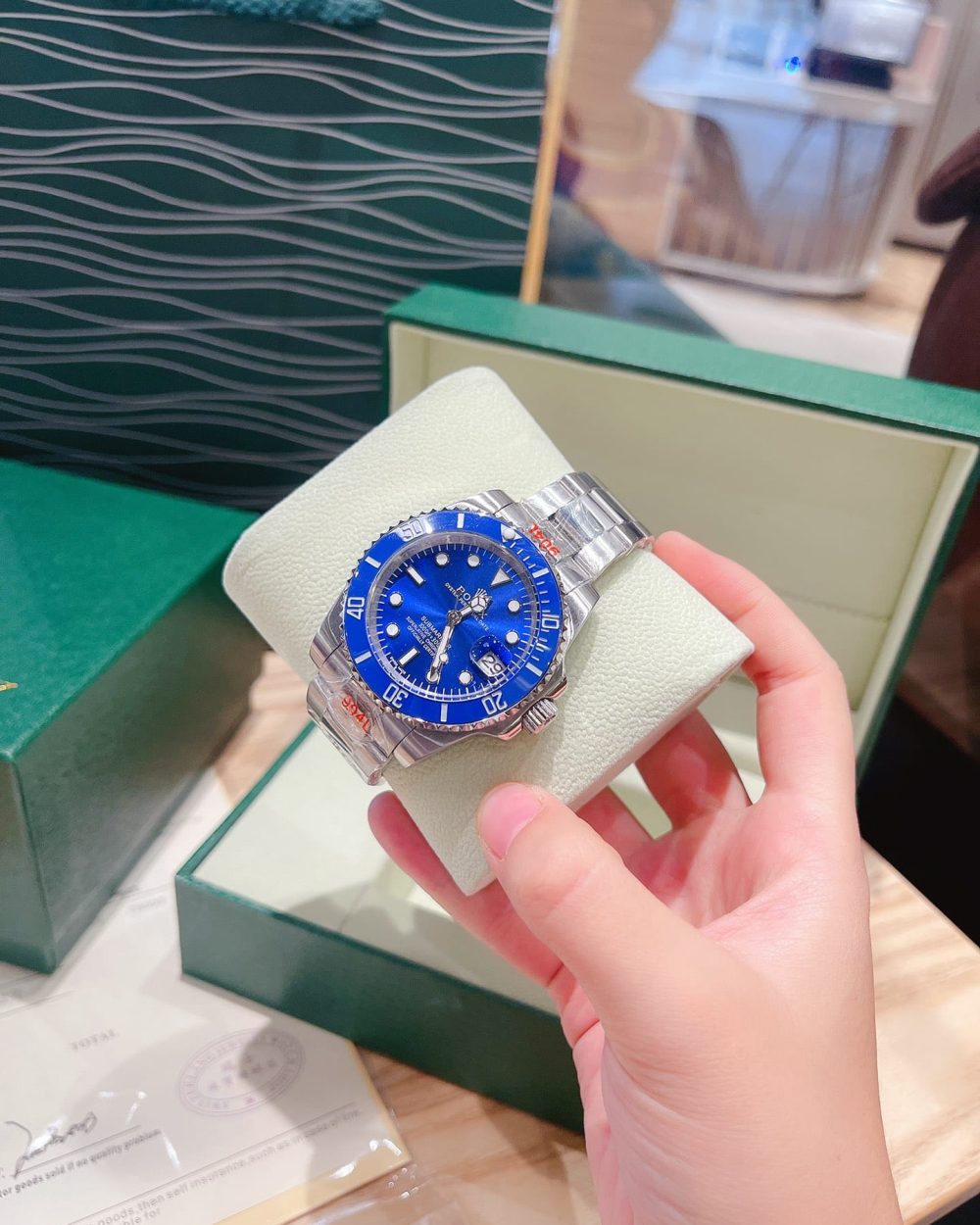 RL038 - Oyster Perpetual Date - 39mm Watch