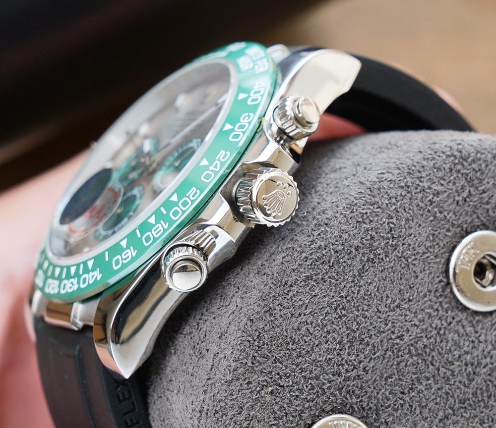 Rolex Cosmograph Daytona 40mm Silver Toned For Men 116515LN