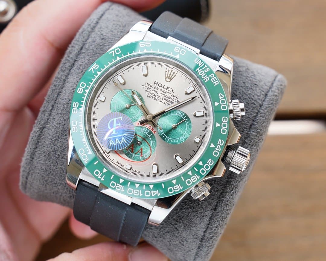 Rolex Cosmograph Daytona 40mm Silver Toned For Men 116515LN