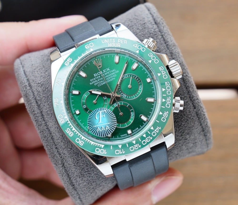 Rolex Cosmograph Daytona 40mm Silver Toned For Men 116515LN