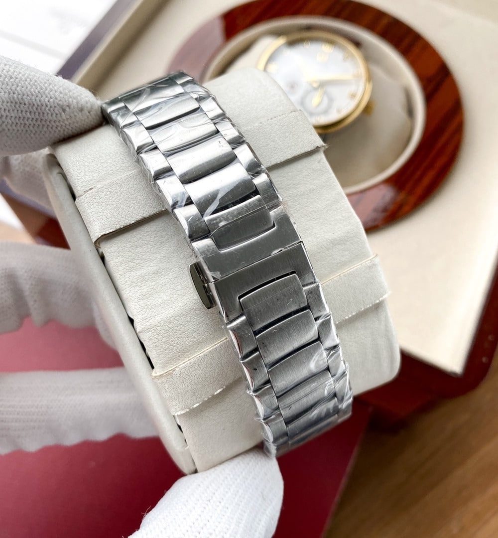 Rolex Cosmograph Daytona 42 For Men Silver Toned