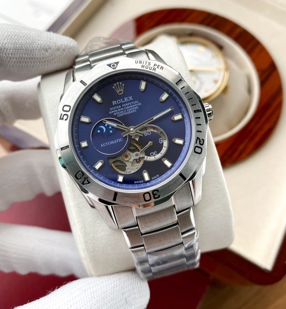 Rolex Cosmograph Daytona 42 For Men Silver Toned