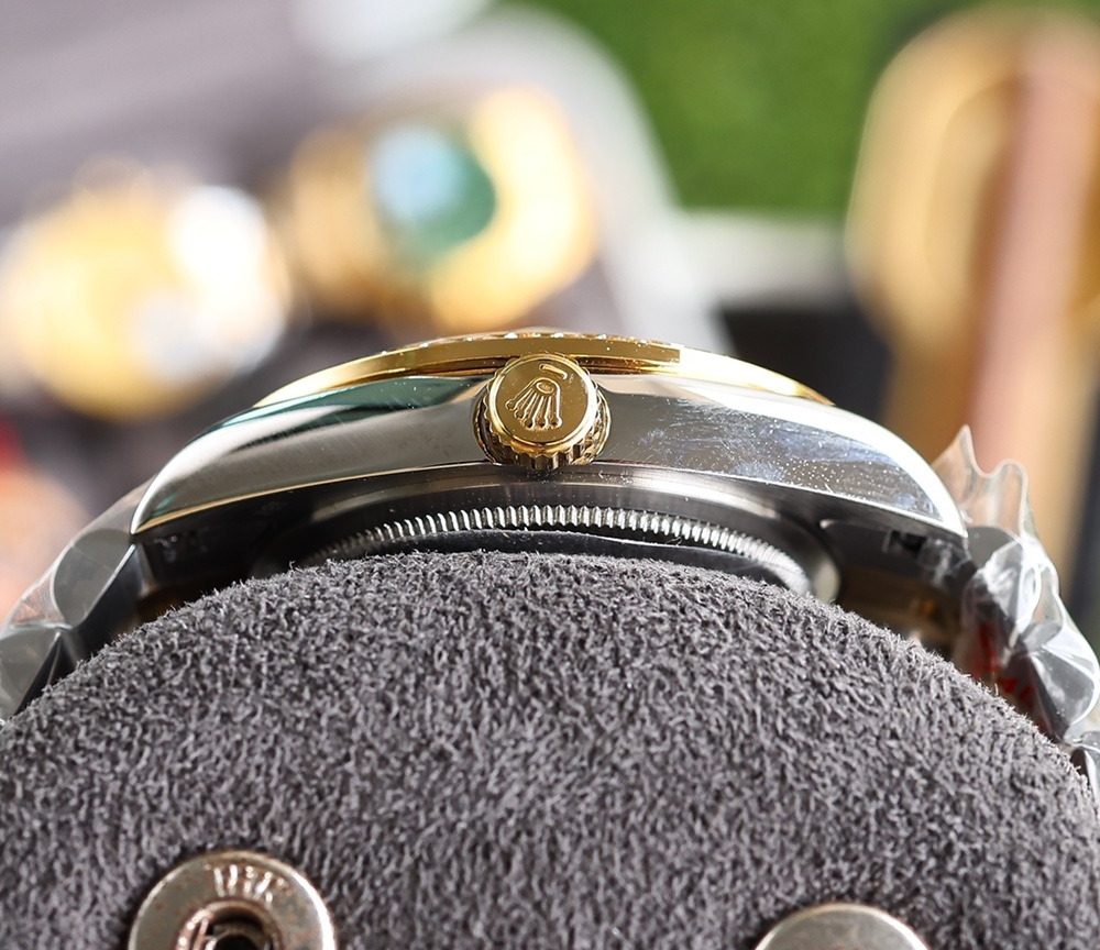 Rolex Datejust 36mm Silver Toned For Men 179174