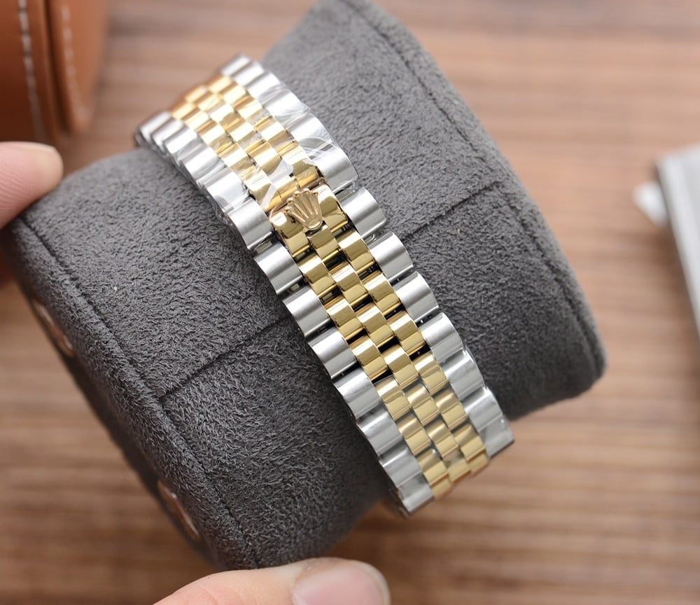 Rolex Datejust 41 Silver Toned For Men 69173