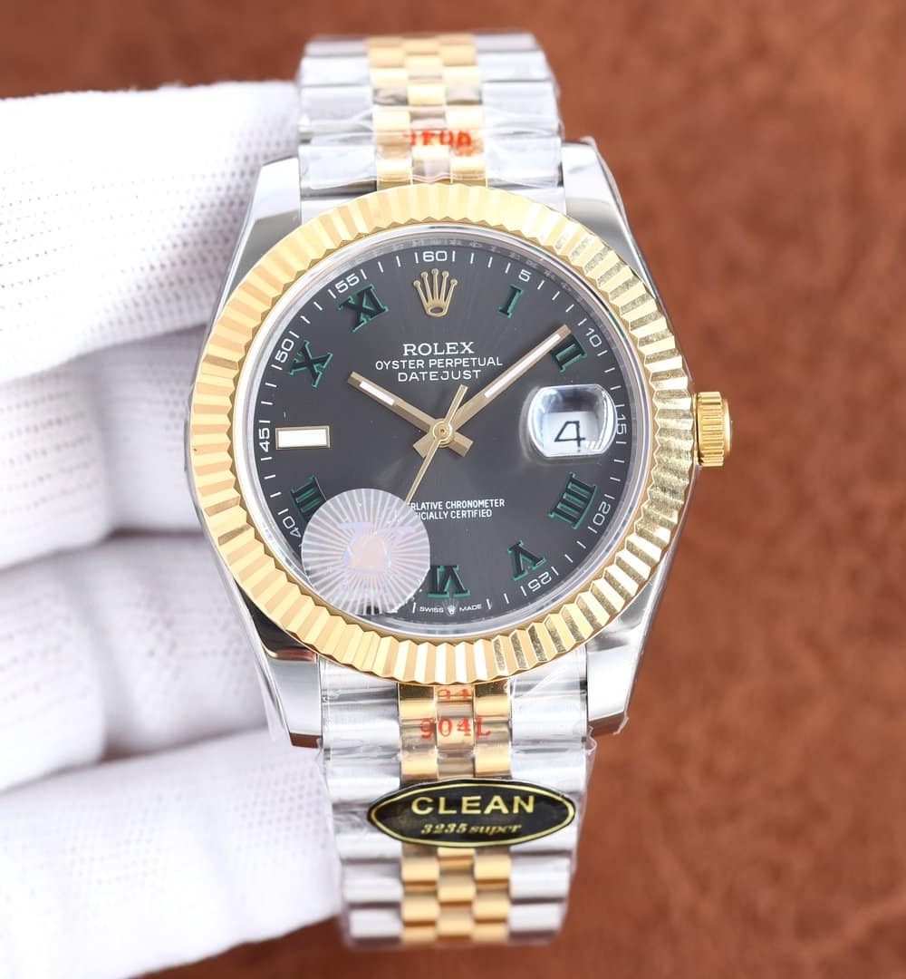 Rolex Datejust 41mm Oyster Perpetual Silver Toned For Men 116333