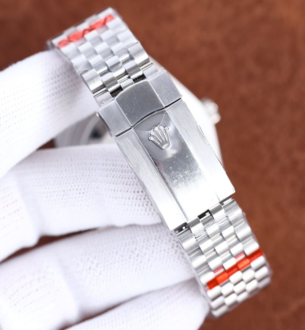 Rolex Datejust 41mm Oyster Perpetual Silver Toned For Men