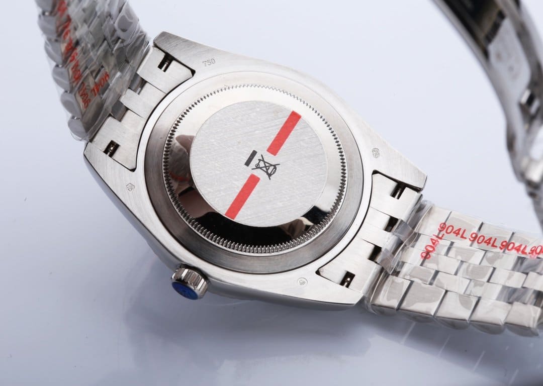 Rolex Datejust 41mm Oyster Perpetual Silver Toned For Men - Image 2