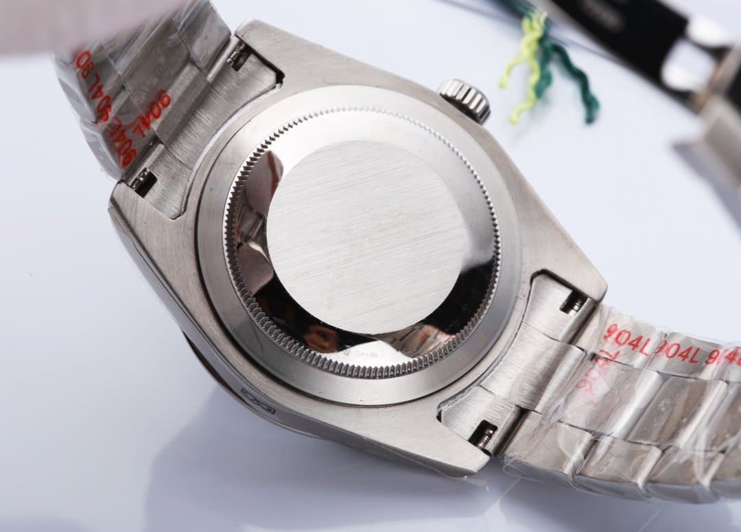 Rolex Datejust 41mm Oyster Perpetual Silver Toned For Men - Image 3