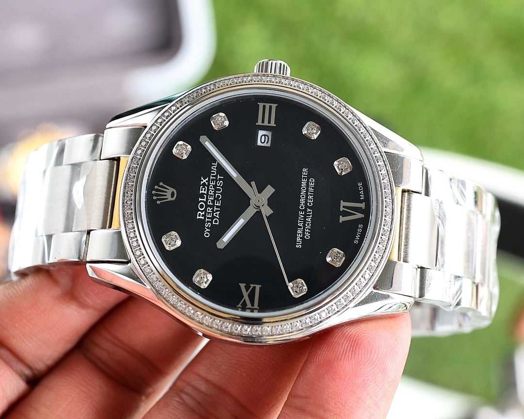 Rolex Datejust Oyster Perpetual 41 Silver Toned For Men - Image 4