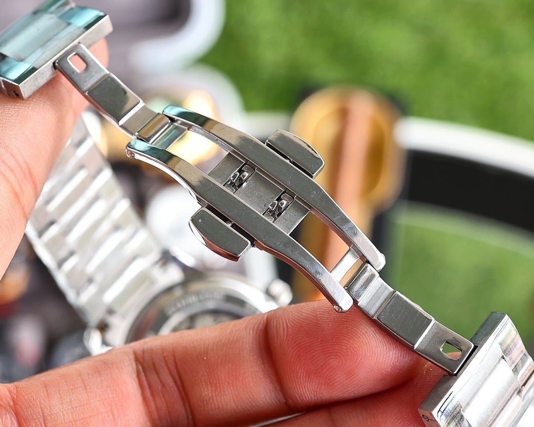 Rolex Datejust Oyster Perpetual 41 Silver Toned For Men - Image 2