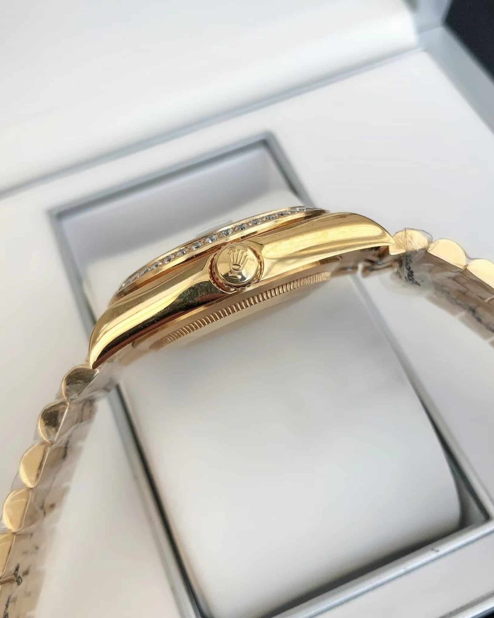 Rolex Datejust Watch Gold Toned Unisex