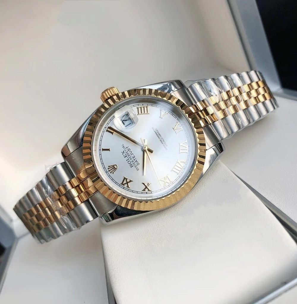 Rolex Datejust Watch Gold/Silver Toned Unisex 116231
