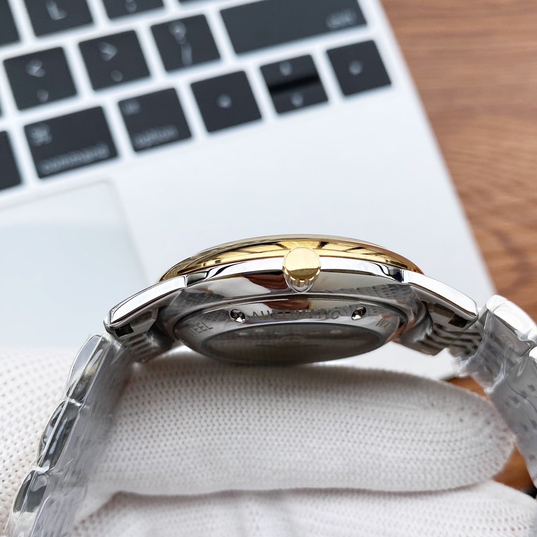 Rolex Oyster Perpetual 43mm Gold/Silver Toned For Men - Image 3