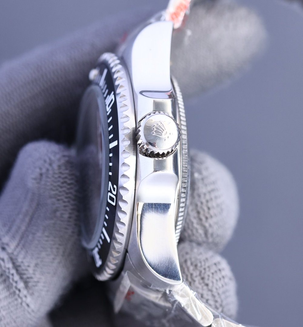 Rolex Sea Dweeler 44mm Silver Toned For Men