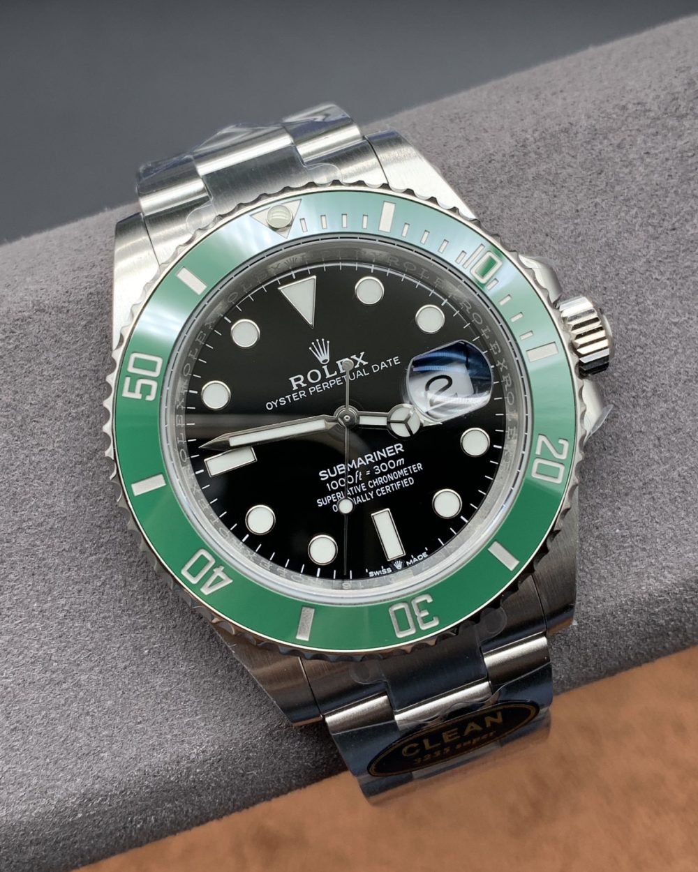 Rolex Submariner Date 41mm Gold Toned For Men 126610LV