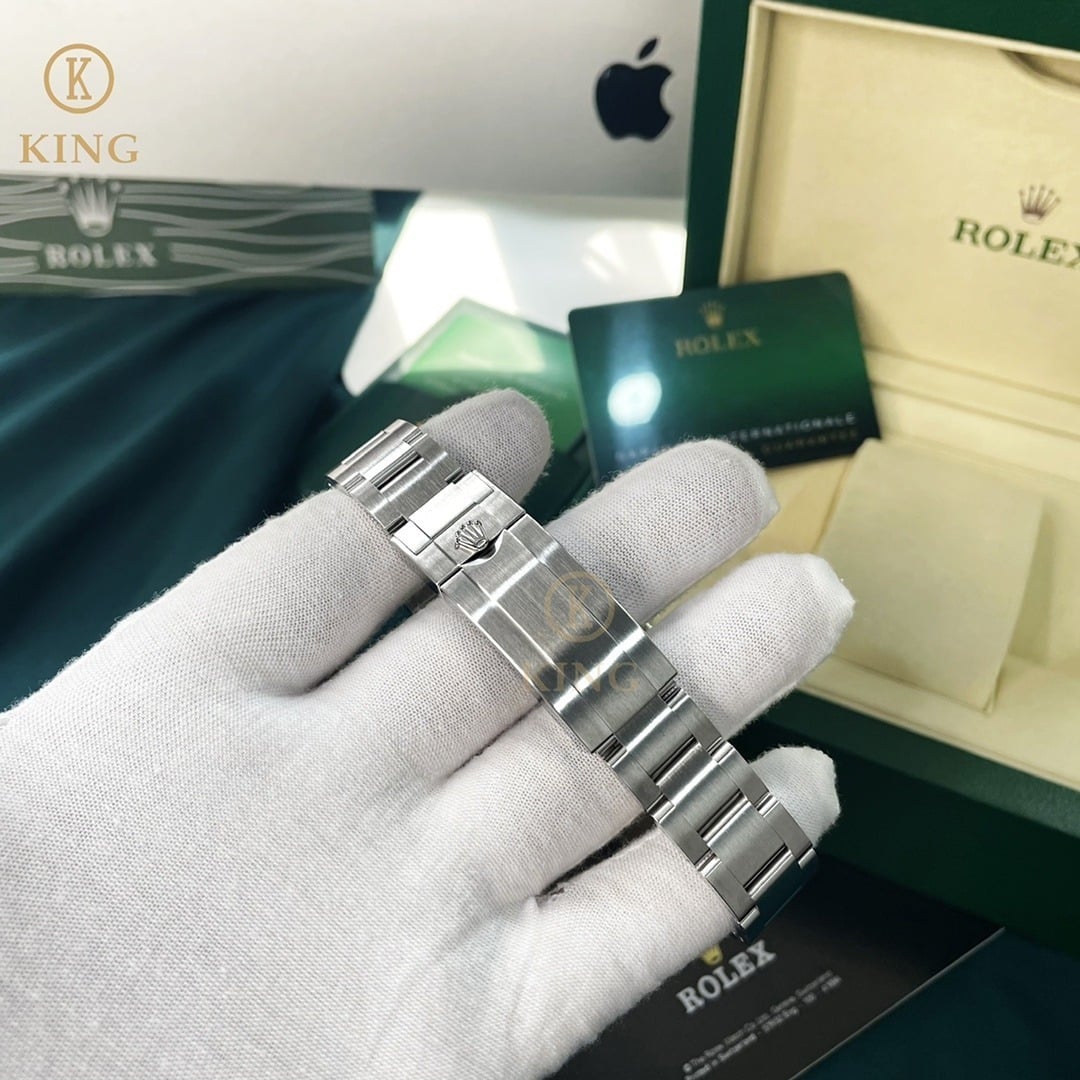 Rolex Submariner Date 41mm Silver Toned For Men 126610LN - Image 6