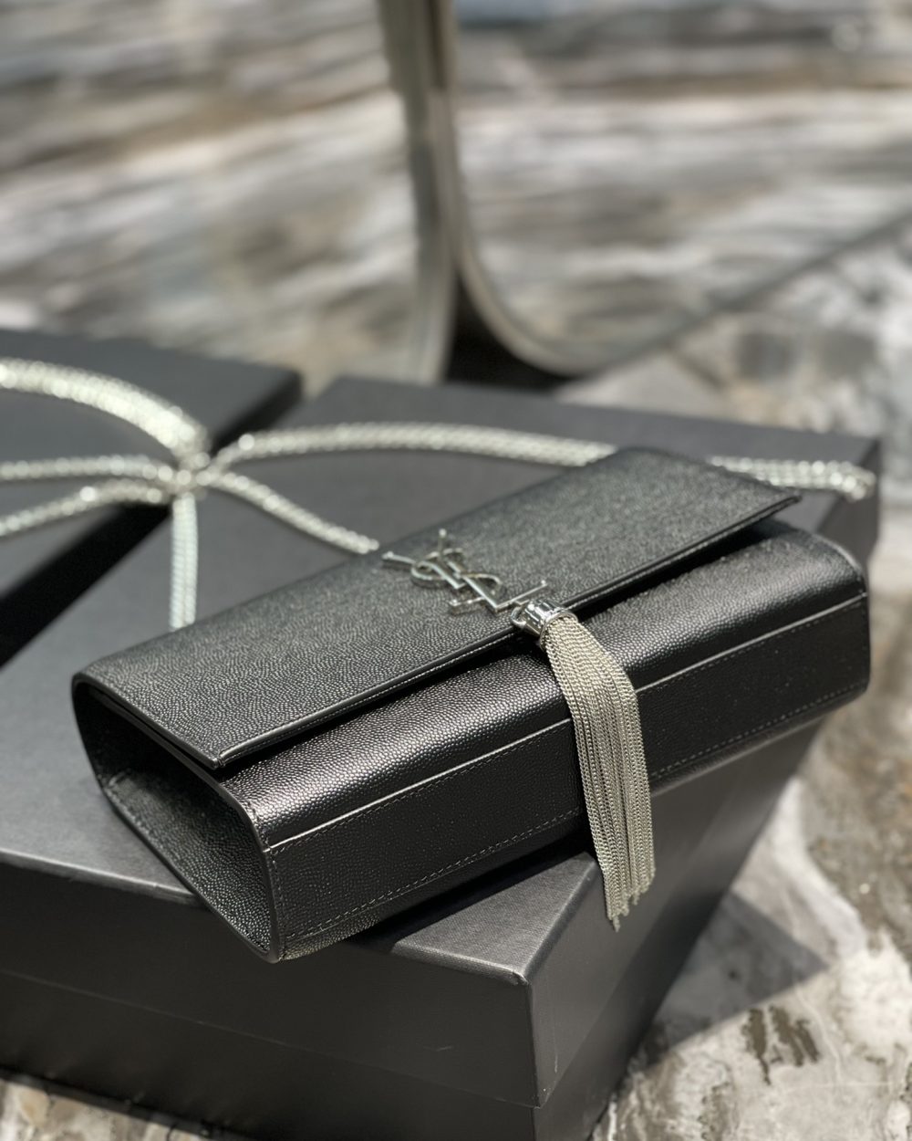 [REP 1:1] Saint Laurent Kata Medium Chain Bag Black With Tassel For Women 9.4in/24cm YSL 354119BOW0N1000