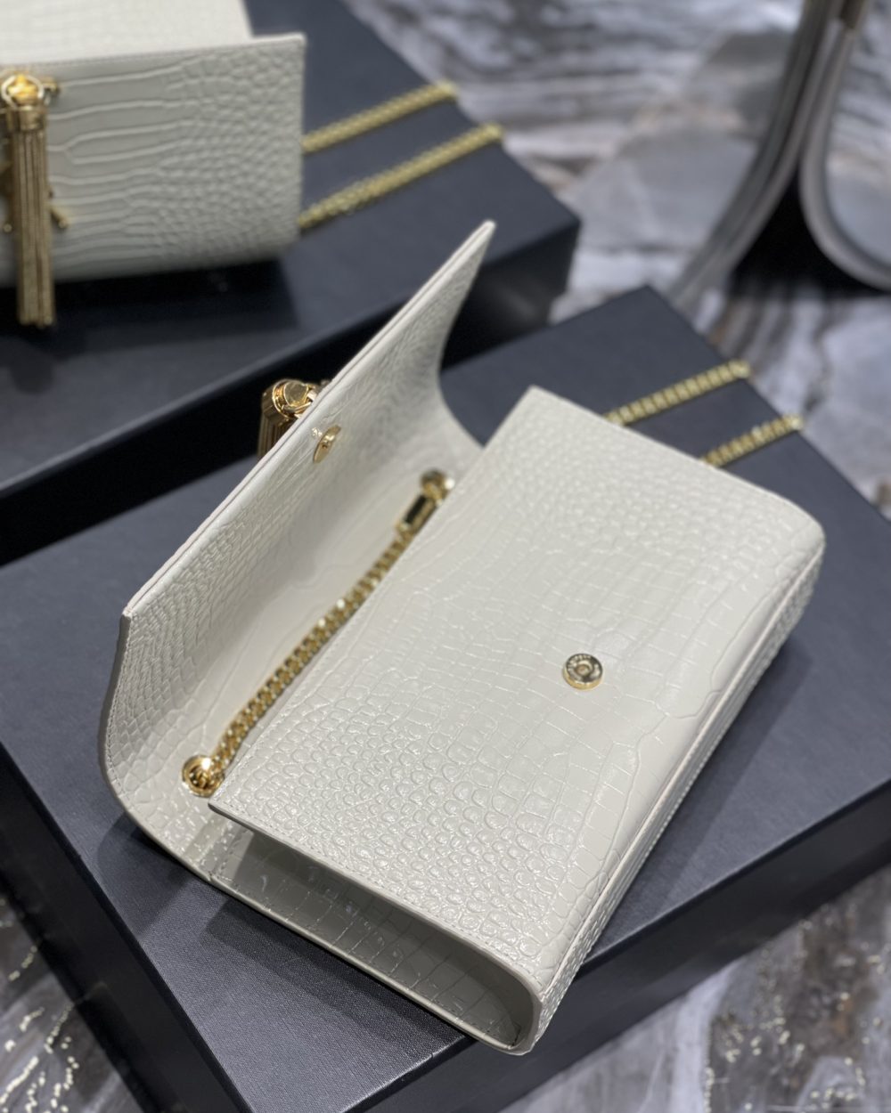 [REP 1:1] Saint Laurent Kata Medium Chain Bag White Vintage With Tassel For Women 9.4in/24cm YSL 354119DND0J9207