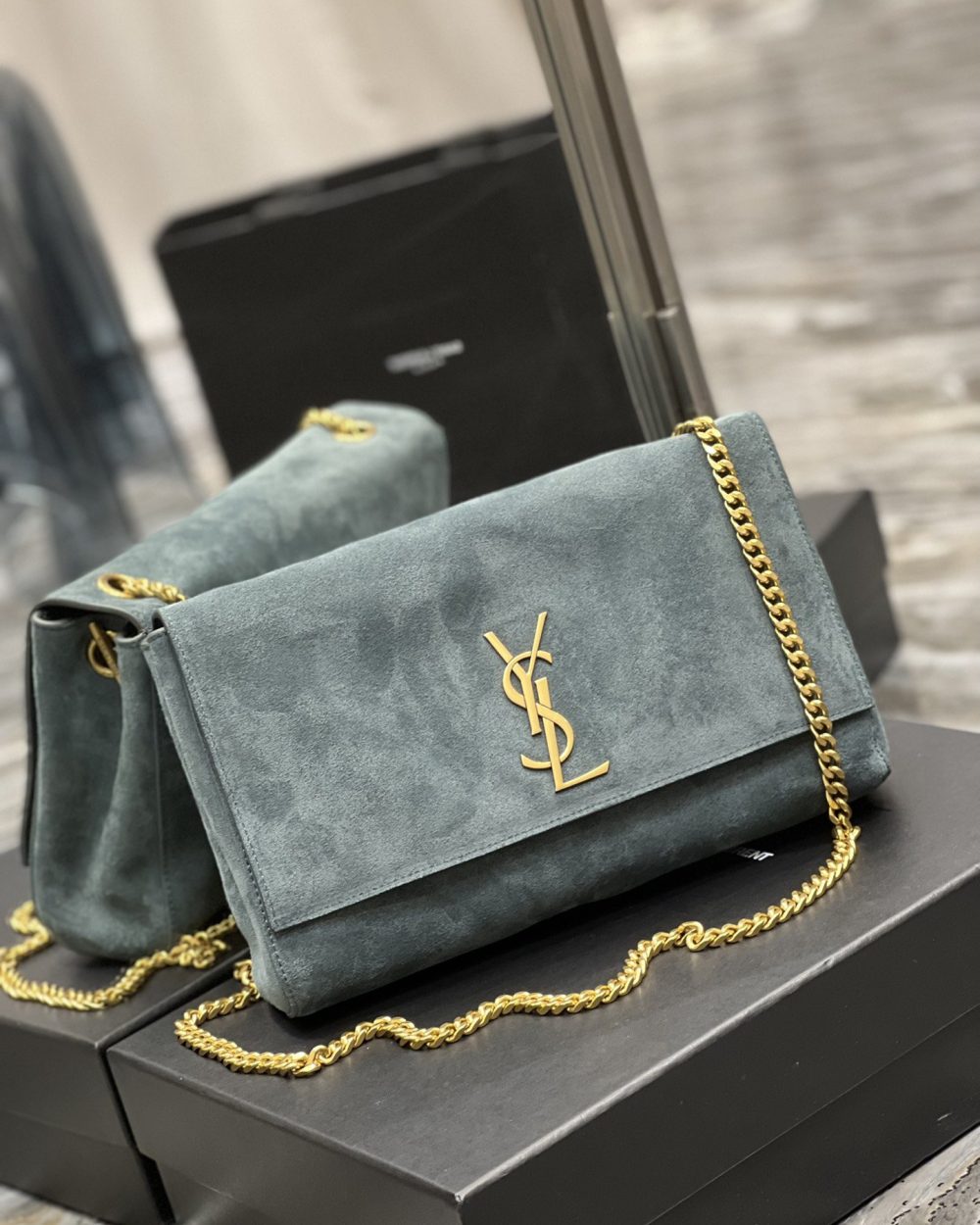 [REP 1:1] Saint Laurent Kate Medium Reversible Chain Bag In Suede With Gold Hardware For Women 11.2in/29cm YSL