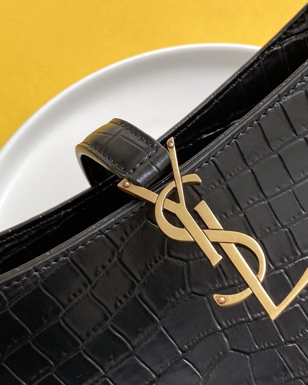 [REP 1:1] Saint Laurent LE 5 À 7 Hobo Bag Black In Embossed Material For Women 9in/23cm YSL 657228DZESW1062