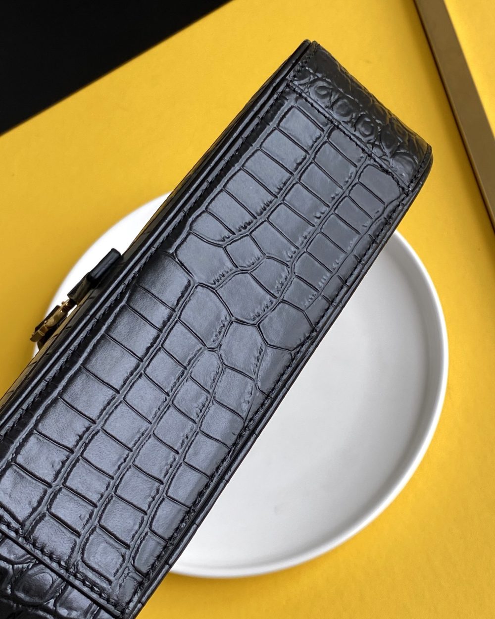 [REP 1:1] Saint Laurent LE 5 À 7 Hobo Bag Black In Embossed Material For Women 9in/23cm YSL 657228DZESW1062